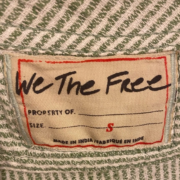 We the free by the shore V-neck long sleeve fringed top - Picture 4 of 4